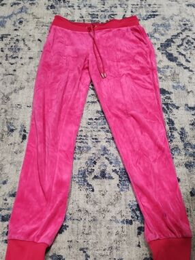 💘 Juicy Couture Pink Velour Sweatpants